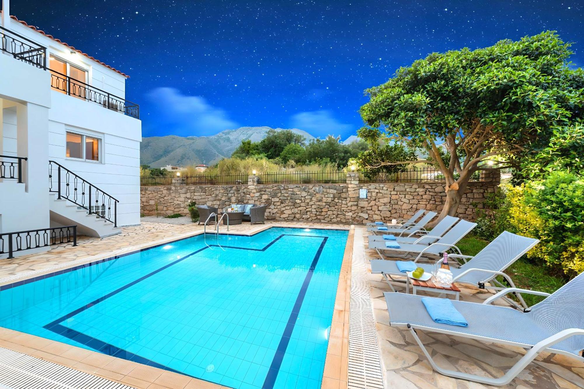 Mare Blue Villas Heated Pool Kournás Eksteriør billede